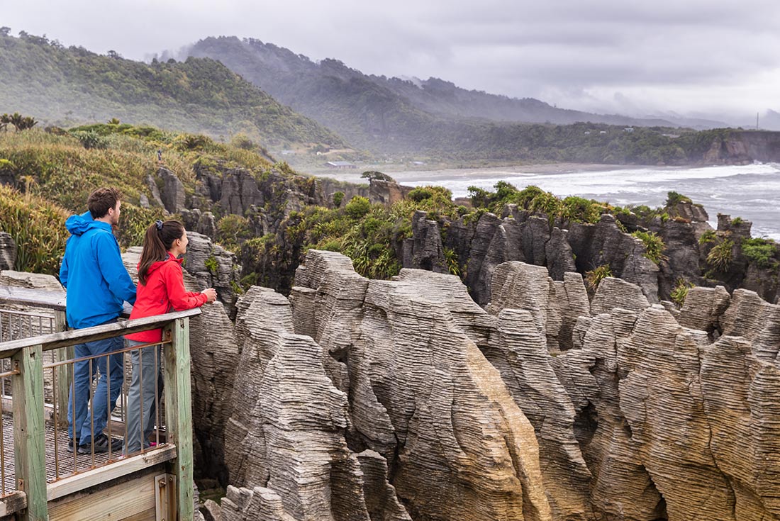 PHSW - Couple Overlooking Punakaiki Pancake Rocks